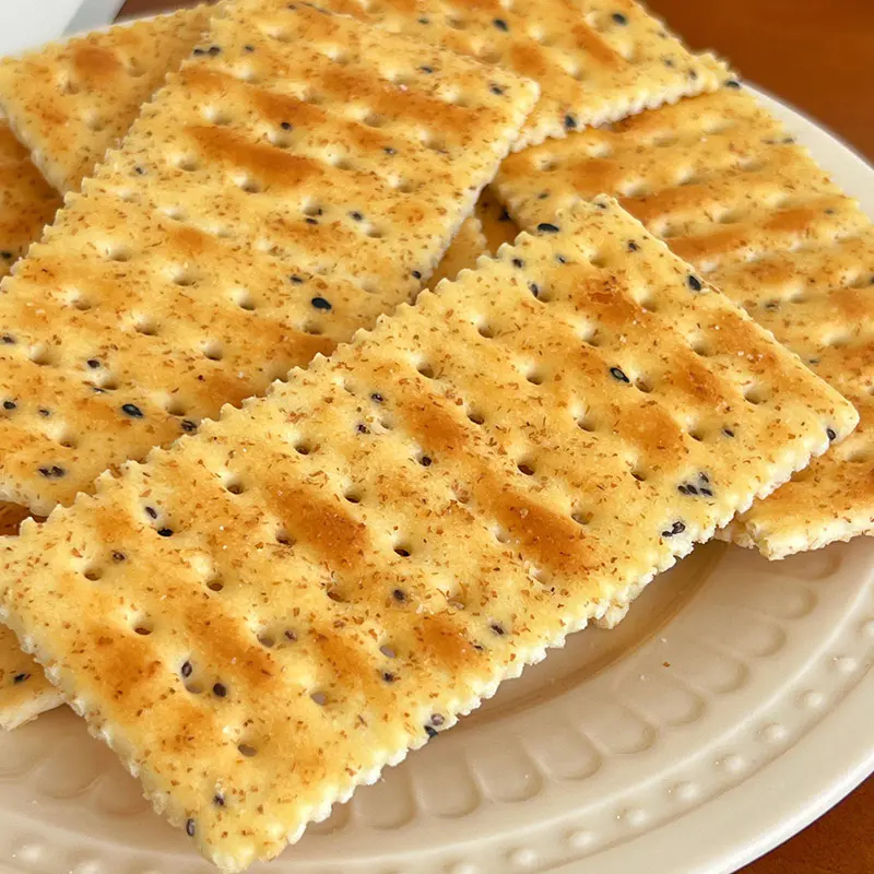 Cracker con soda e semi di chia